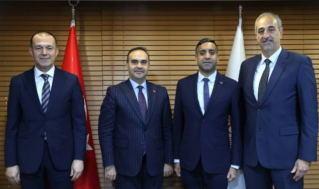İnsanlı İlk Uzay Bilim Misyonu için imzalar atıldı!