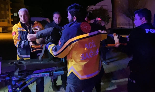 İş yerinde otururken silahlı saldırıya uğrayan kişi yaralandı