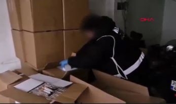 İzmir'de kaçakçılık operasyonunda 5 gözaltı!