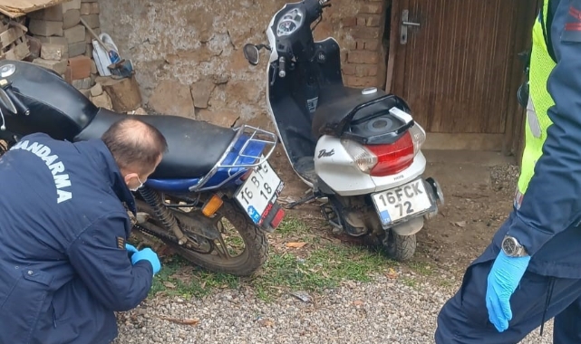 Kapı önündeki motosiklet güpegündüz çalındı