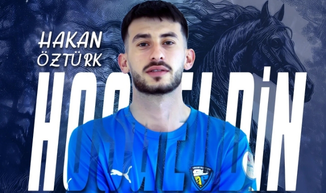 Karacabey Belediyespor orta sahaya takviye yaptı