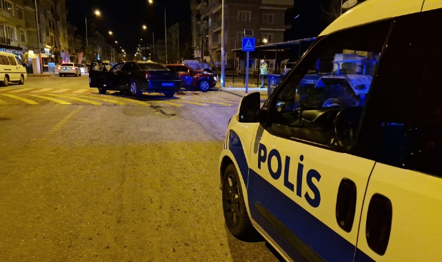 Karaman'da trafik kazası: 2 yaralı