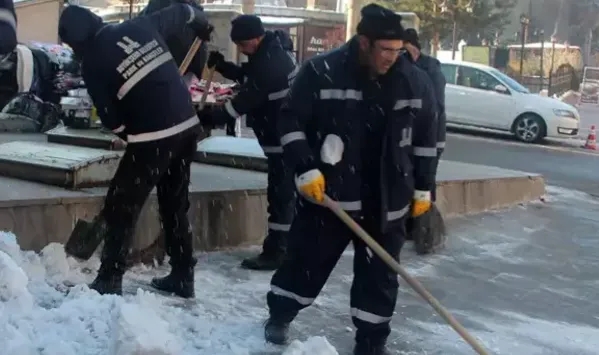 Kars’ta hava sıcaklığı eksi 16 derece ölçüldü