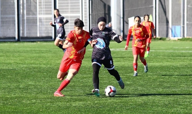Kayseri Kadın FK lige Sakarya’da nokta koyacak