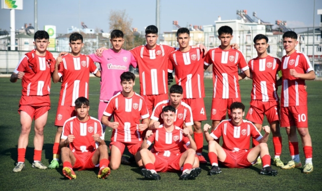 Kepez şampiyonluk iddiasını sürdürdü