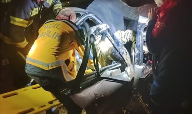 Kontrolden çıkan otomobil şarampole yuvarlandı