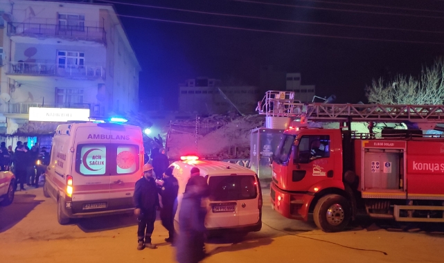 Konya'da 4 katlı bina çöktü!