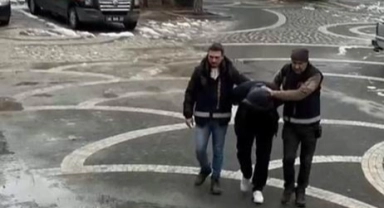 Konya’da otobüsteki yolcunun çantasından uyuşturucu hap çıktı