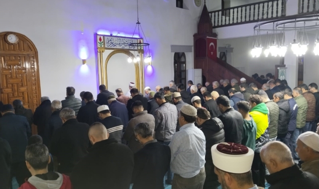 Köyceğiz’de Regaip Kandili dualarla ihya edildi