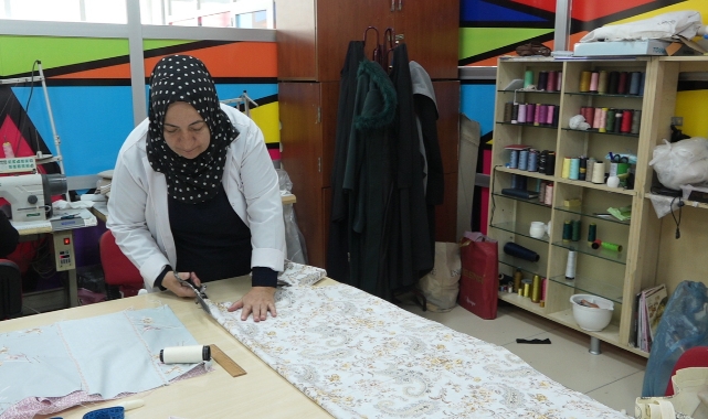 Malatya'da kadınlar hem üretiyor hem sosyalleşiyor