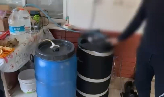Marmaris’te yüzlerce litre kaçak rakı ele geçirildi