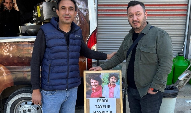 Merhum sanatçı Ferdi Tayfur için lokma döktürdüler