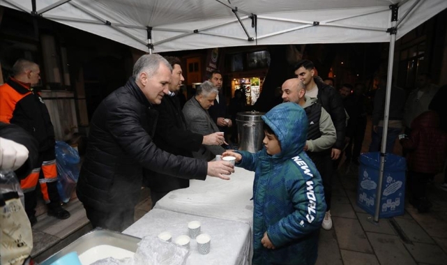 Miraç Kandili’nde İnegöl'de süt ikramı