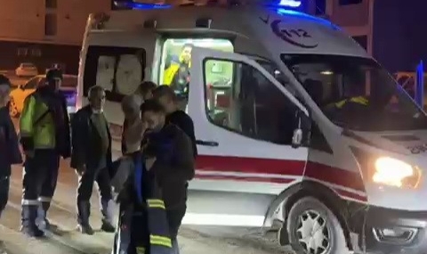 Motosiklet ile otomobilin çarpıştığı kazada 1 yaralı!