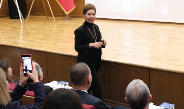 Mudanya Üniversitesi’nde "Yeni Dünyada Çocuk Olmak" semineri
