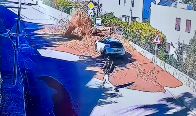 Muğla’da ana su hattı bomba gibi patladı