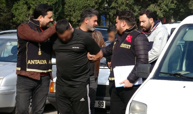 Ölümle sonuçlanan hasarlı kaza tartışması şüphelisi 4 kişi adliyeye sevk edildi