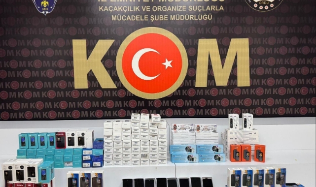 Ordu’da 500 bin TL'lik kaçak cep telefonu ele geçirildi