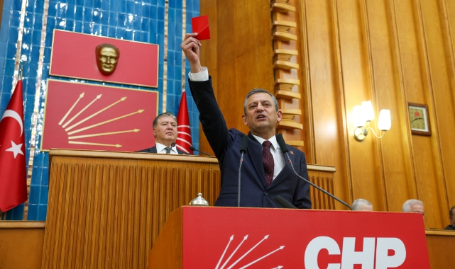 Özgür Özel: Kırmızı kartı emekliler için kaldırdık