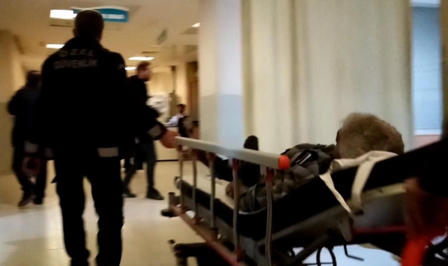 Psikolojik sorunları olan genç babasını bıçakladı