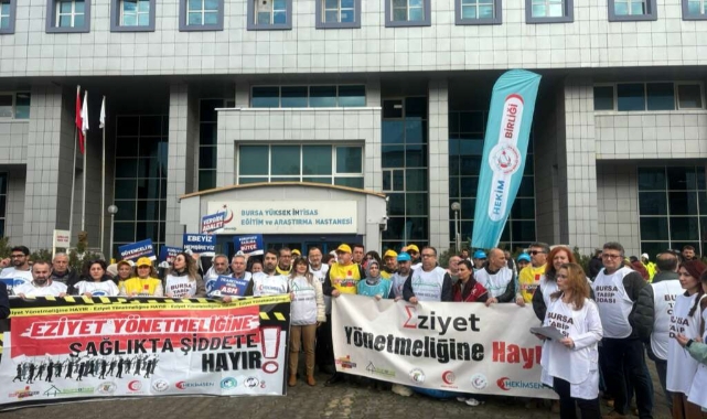 Sağlık çalışanlarının iş bırakma eylemi devam ediyor!