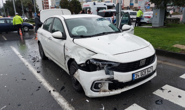 Samsun'da zincirleme kazada 2 kişi yaralandı!