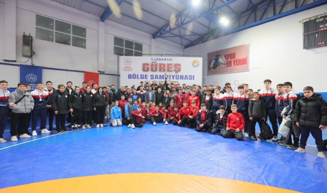Sarayköy’de şampiyonlar ödüllerine kavuştu!