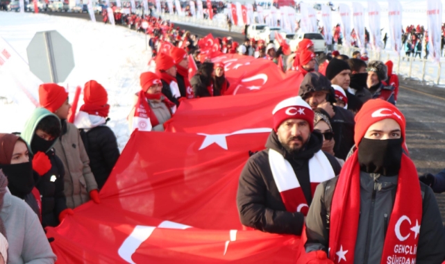 Sarıkamış şehitlerini anma yürüyüşü başladı