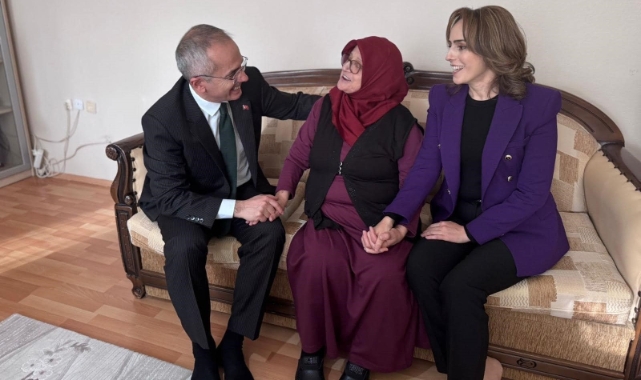 Şehit aileleriyle bir araya geldiler
