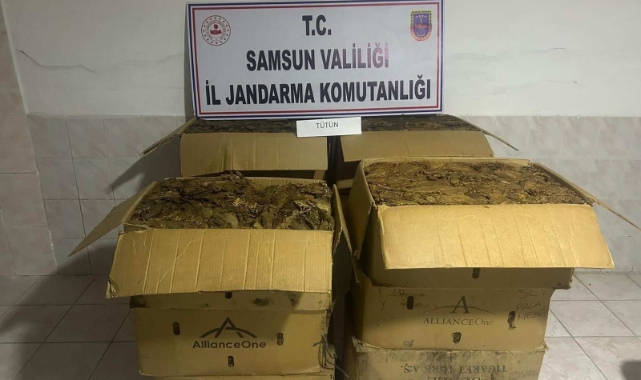 Tütün hırsızları jandarmadan kaçamadı