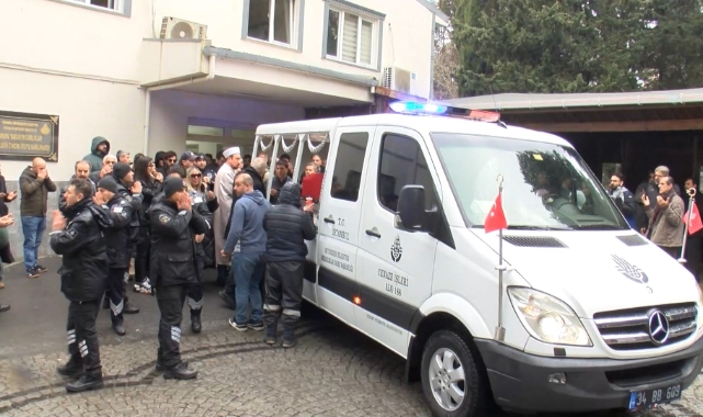 Usta sanatçı Ferdi Tayfur için AKM'de tören düzenleniyor