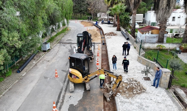 Yağmur suyu hattı çalışmaları devam ediyor