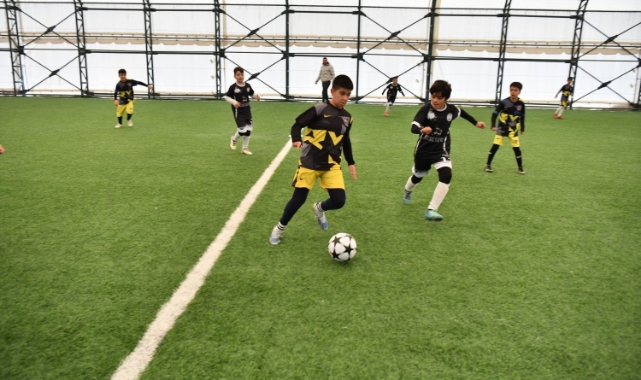 Yeşilyurt'ta ödüllü sömestr futbol turnuvası