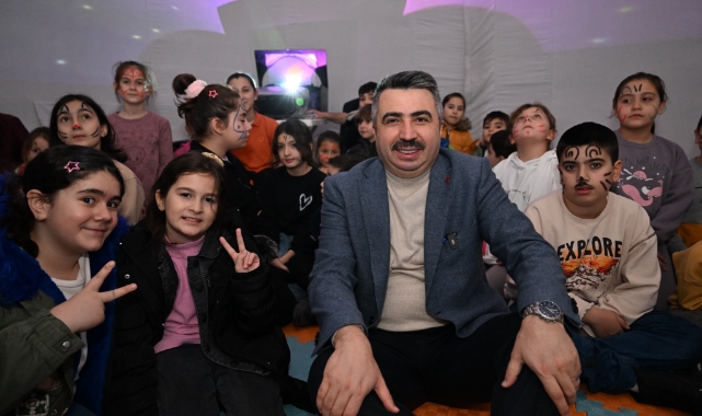 Yıldırım'da karne şenliği etkinliklerinde çocuklar doyasıya eğleniyor