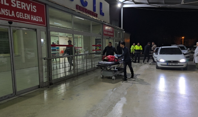 Adana'da genç sokaktaki tartışmada bıçakla öldürüldü