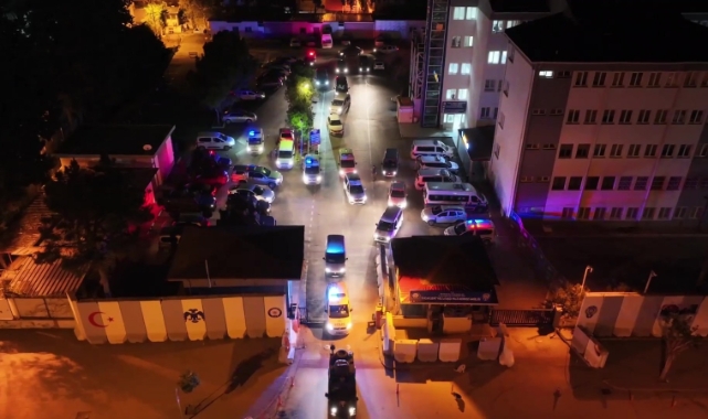 Adana merkezli 6 ilde göçmen kaçakçılığı operasyonu! 17 gözaltı