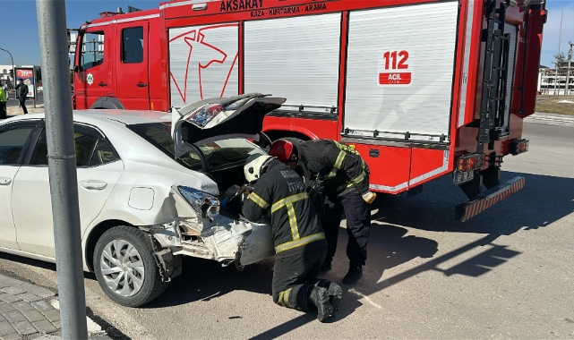 Aksaray’da araç ile otomobil çarpıştı! 1 yaralı