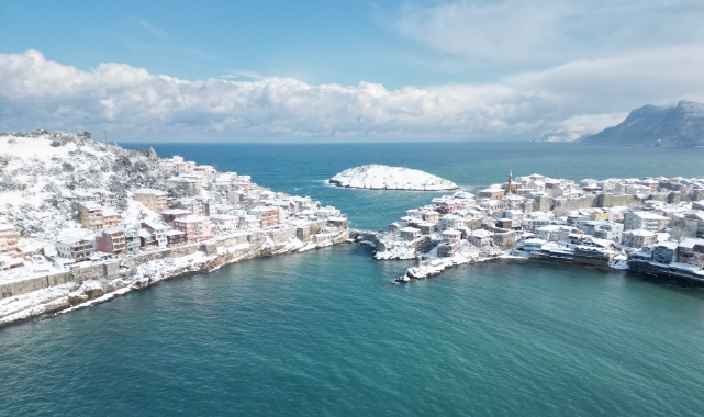 Amasra'da görenleri mest eden kar manzarası!