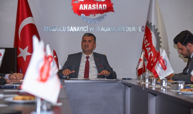 ANASİAD'da Başkan Hakan Birkan güven tazeledi