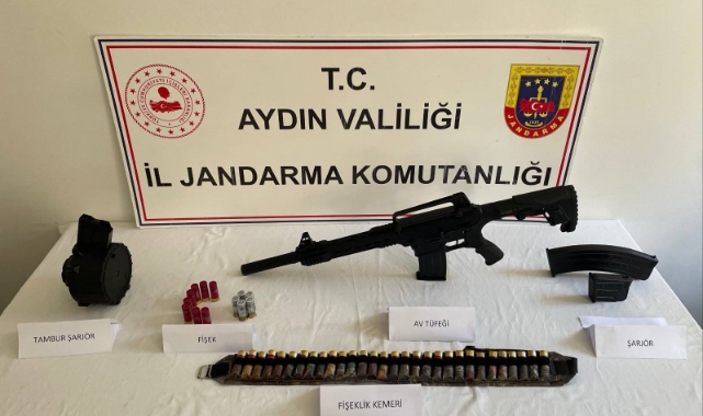 Aydın’da şüphe üzerine durdurulan araçta ruhsatsız tüfek ele geçirildi