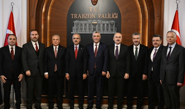 Bakan Uraloğlu ve Bolat'tan Trabzon Valiliğine ziyaret