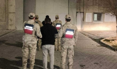 Balıkesir'de jandarma 35 düzensiz göçmeni yakaladı