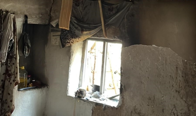 Balıkesir Sındırgı'da ev yangını!