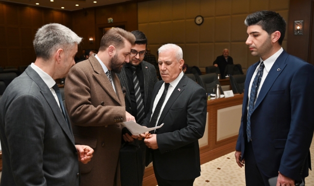 Başkan Bozbey’den okullarda süt dağıtımı açıklaması