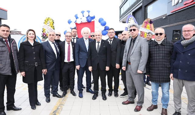 Başkan Özdemir Öz Metal İş Sendikası Bursa Bölge Temsilciliği’nin açılışına katıldı