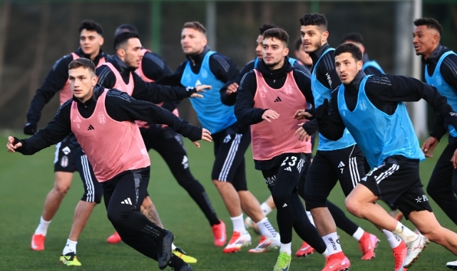 Beşiktaş'ın Sivasspor maçı kamp kadrosu açıklandı