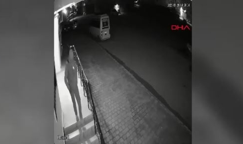 Bisikletle geldi 100 bin liralık malzeme çaldı!