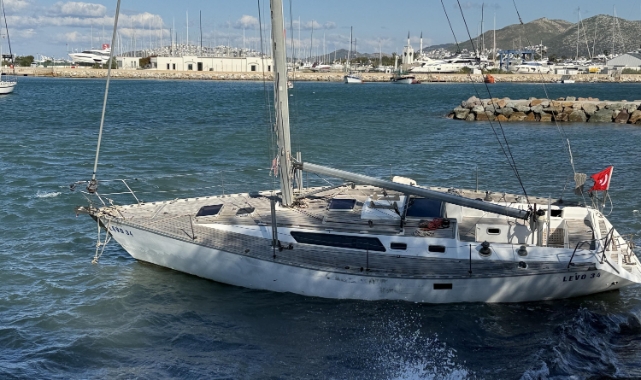 Bodrum'da fırtına sebebiyle feribot seferleri iptal oldu!