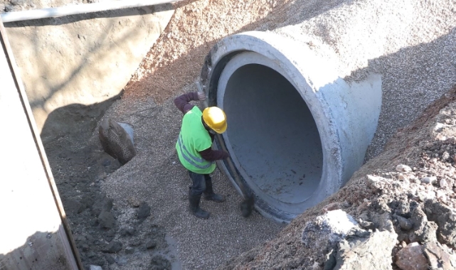 Bursa Büyükşehir’in sağlıklı altyapı çalışmaları sürüyor