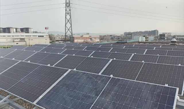 Bursa'da enerjiye dev yatırım! BursaRay çatısını güneş panelleri ile donattı